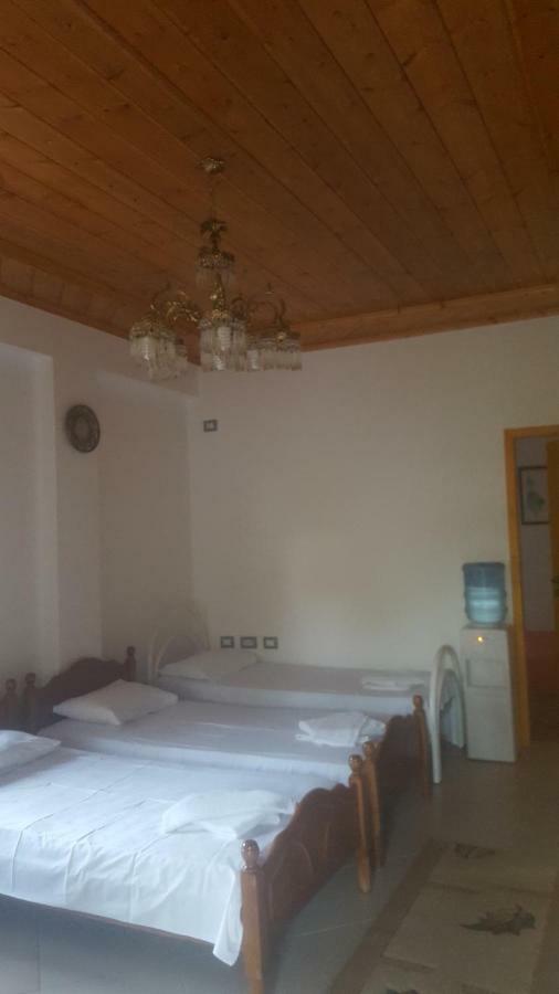 Camping Late Gjirokaster Luaran gambar